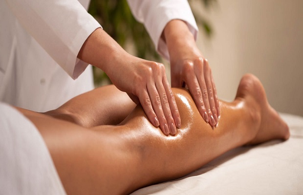 Massage sâu là một khía cạnh chuyên sâu cần nhiều kỹ năng Massage mô sâu (hay còn gọi là massage sâu)