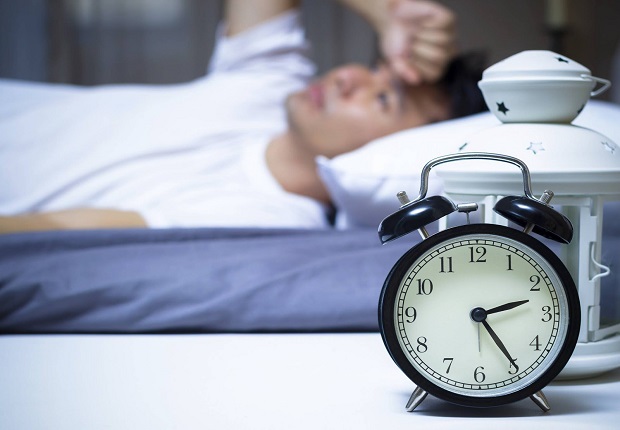 Tự xoa bóp bấm huyệt để có một giác ngủ sâu Tự xoa bóp bấm huyệt - Chữa mất ngủ