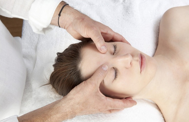 Cách massage đầu giảm đau đầu hiệu quả bạn nên thử cách mát xa đau nửa đầu bạn có thể thử