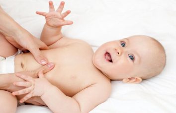 Hướng dẫn massage cho trẻ sơ sinh - Hoa Kiều Massage