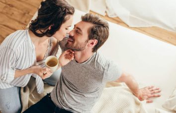 Vị trí đặc biệt cho bạn gái thực hiện massage nam từ a tới z