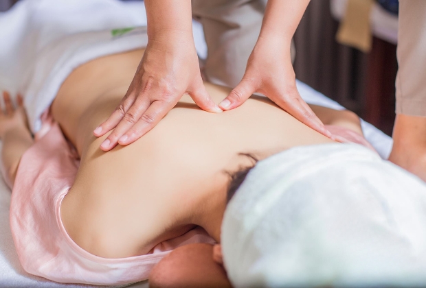 Lá Trà Medical Spa Massage body quận Phú Nhuận